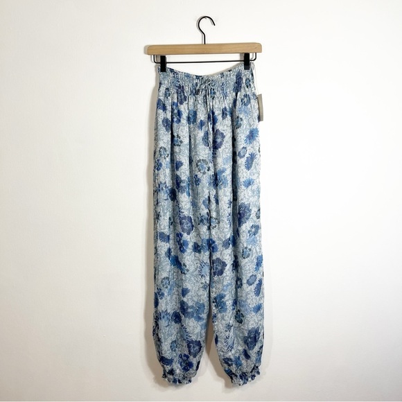 NWT Tularosa Belen Pant in Belen Batik Floral Blue Small - Picture 5 of 8